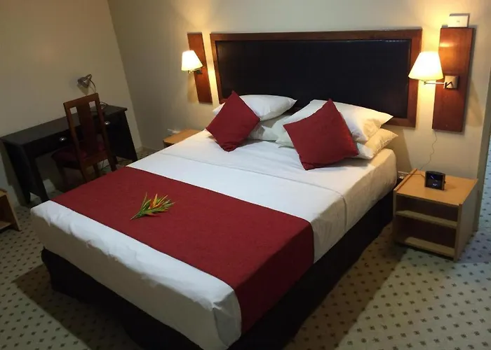 Victoria Palms Hotel